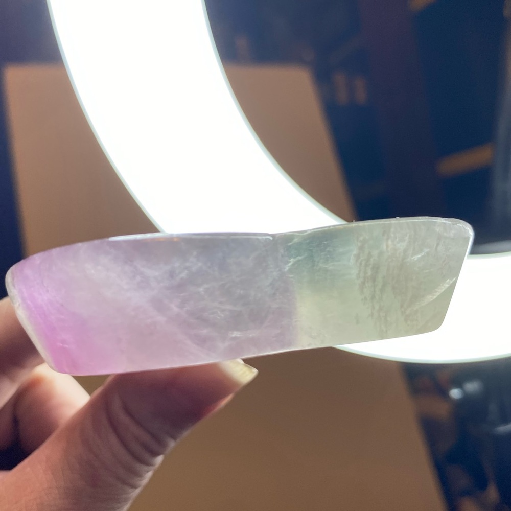 Fluorite Heart Bowl - Picture 12 of 15